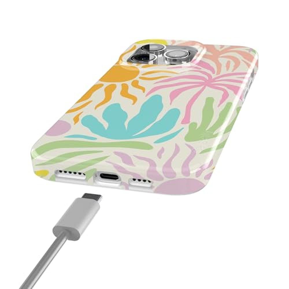 Casely iPhone 15 Pro Max Case – In Use