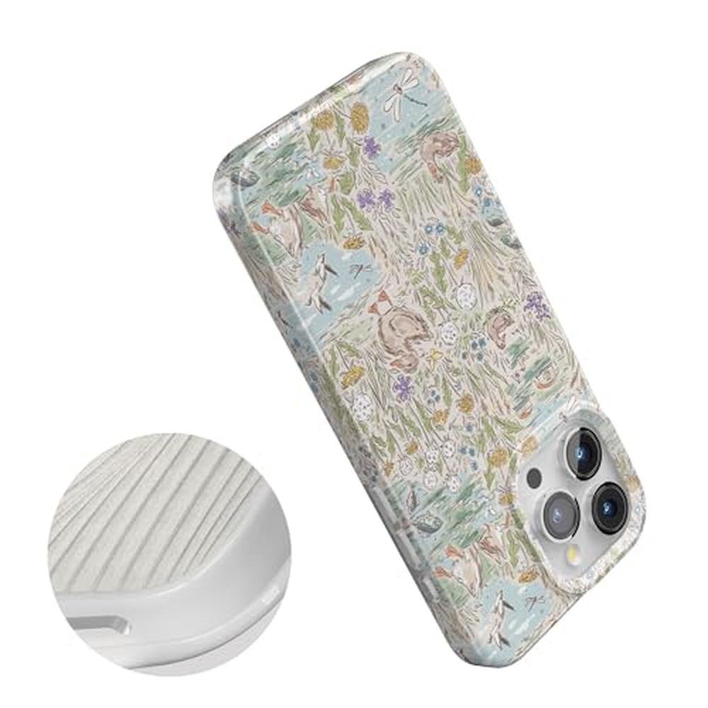 Casely iPhone 15 Pro Max Case – In Use