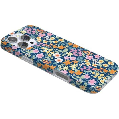 Casely iPhone 16 Pro Max Case – Close-up Detail