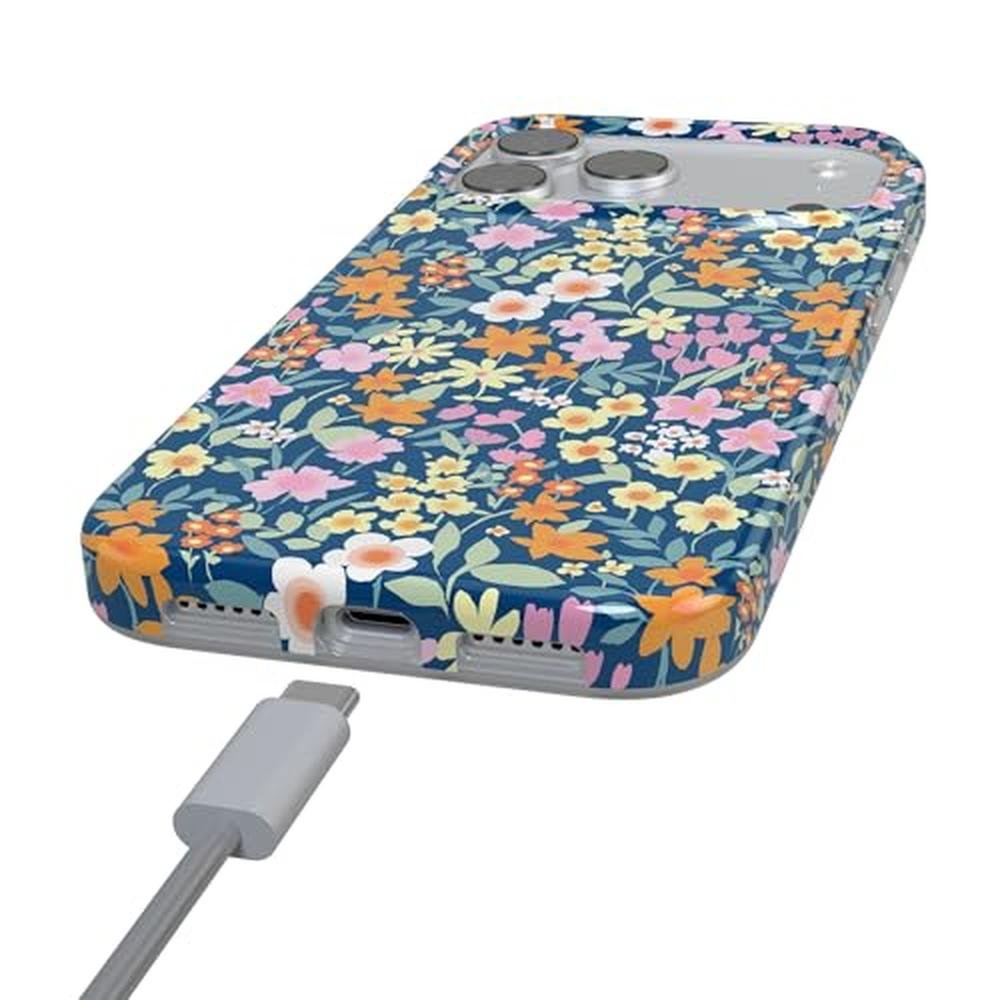 Casely iPhone 17 Pro Max Case – In Use