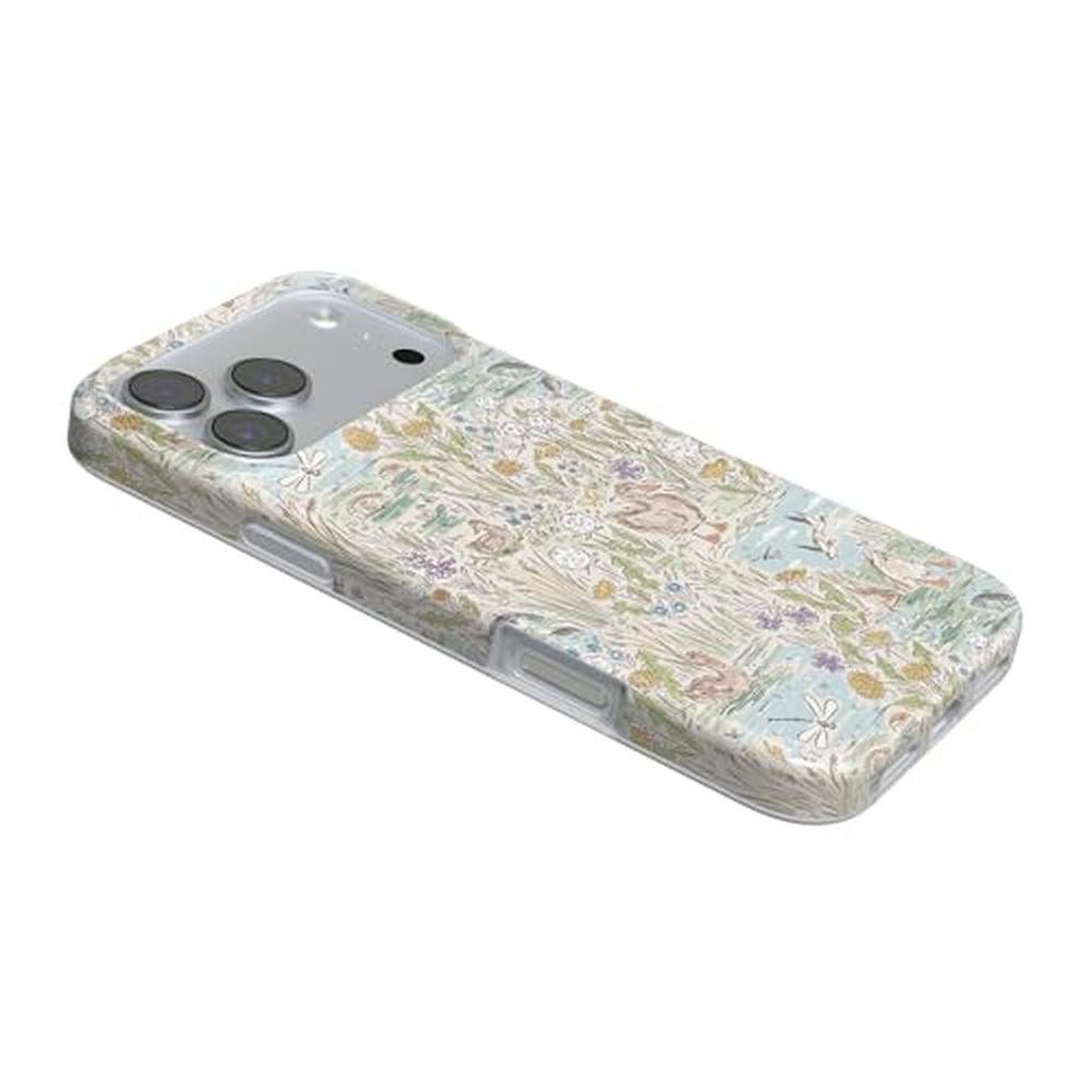 Casely iPhone 17 Pro Max Case – In Use