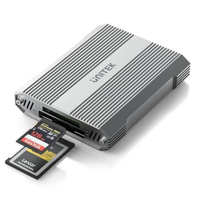 CFexpress Reader: Premium CFexpress Type B and SD4.0 UHS-II – Front View