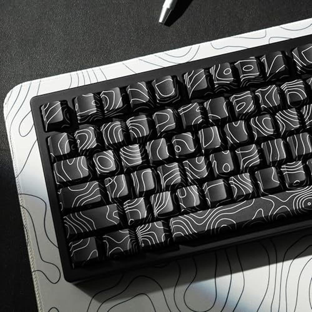 Keycaps Keyboard: Dagaladoo Black Topographic Double Shot – Front View