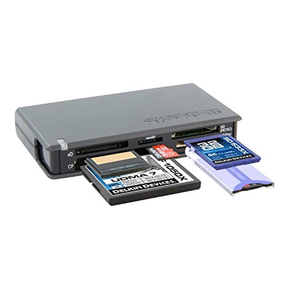 Delkin Universal: Delkin USB 3.0 Universal Memory Card – Front View