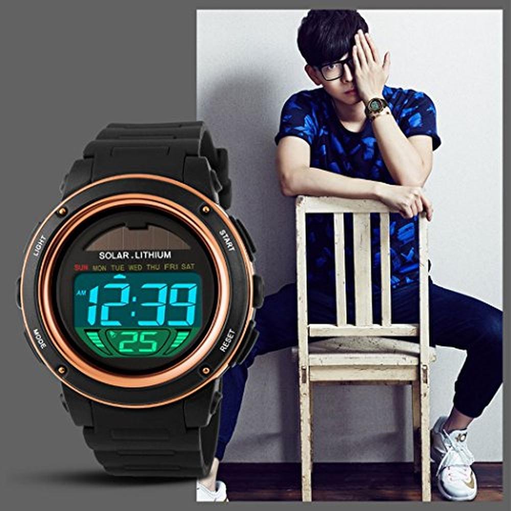 Fanmis Multi Function Alarm Stopwatch Digital LED Quartz – In Use