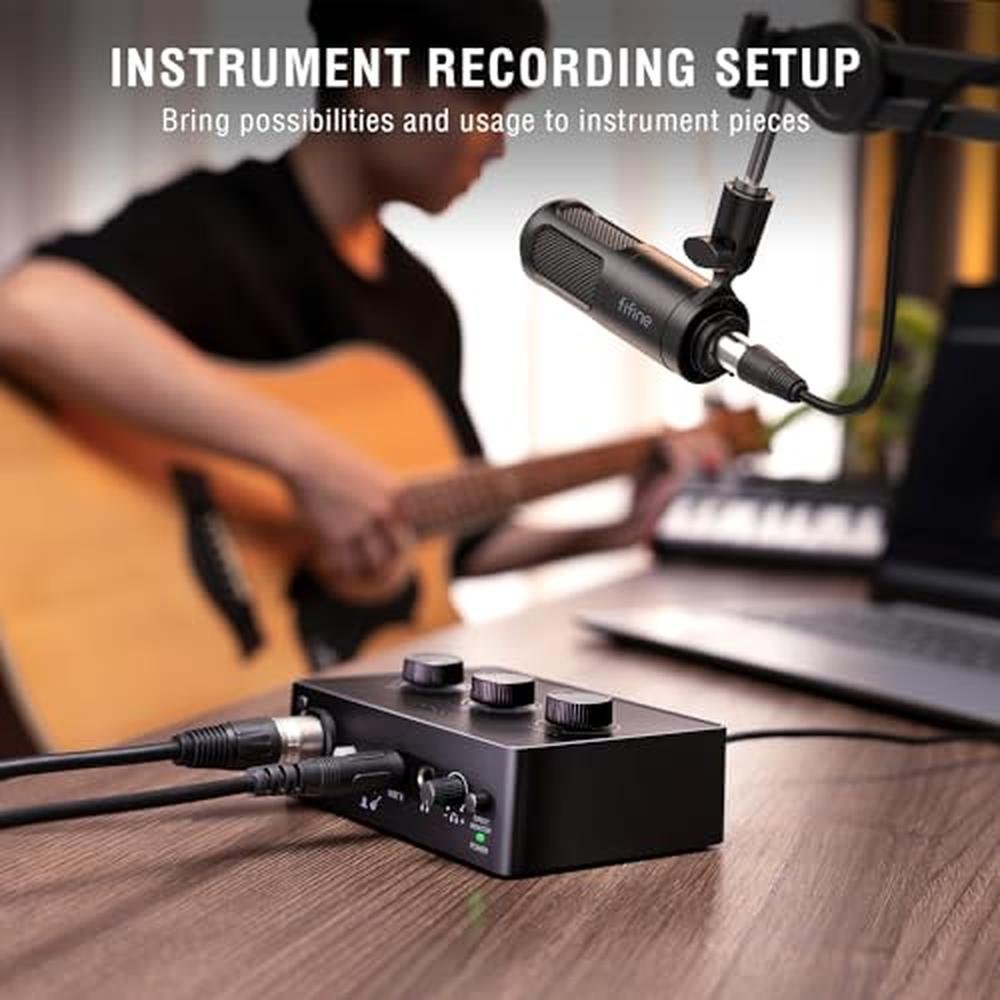 Fifine Podcast Equipment Bundle Set – Close-up Detail