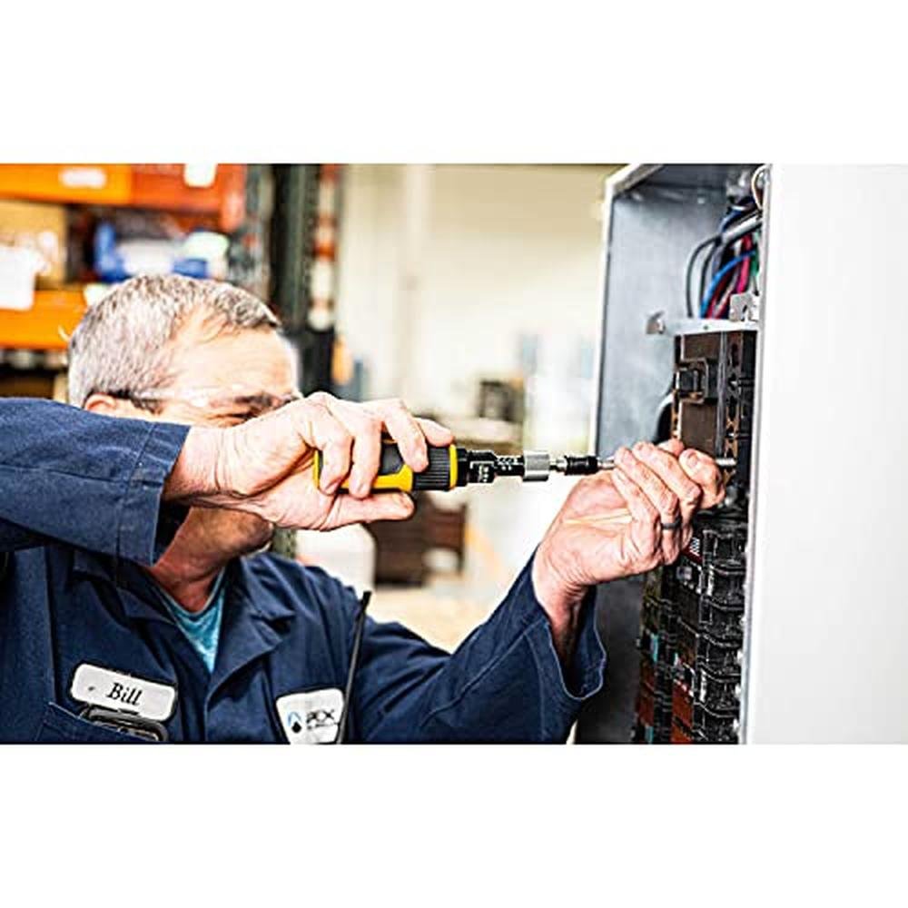 GEARWRENCH 1/4" Drive Torque Screwdriver 10-50 in/lbs. – In Use