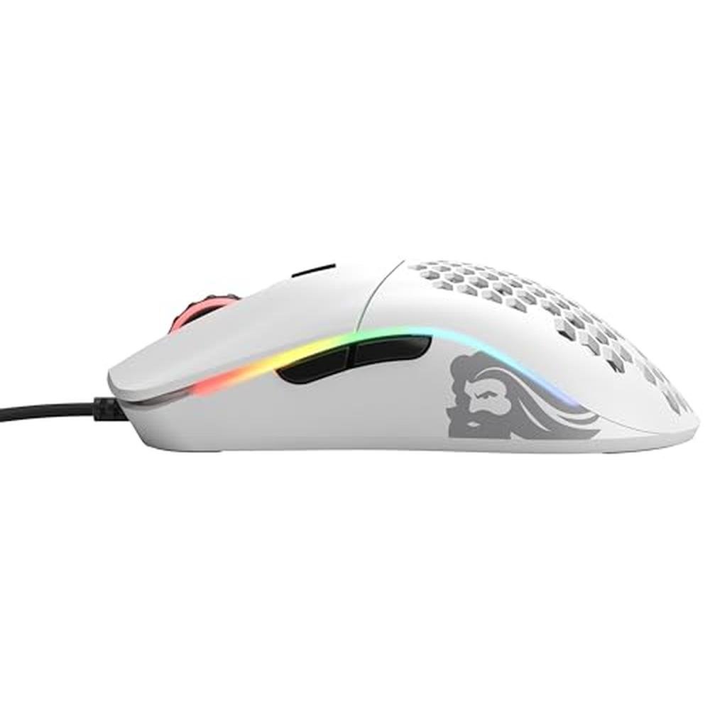 Glorious Model O: Premium Gaming Mouse 67g Superlight – In Use