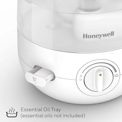 Humidifier Honeywell: Honeywell HUL525W Cool Mist Humidifier – In Use