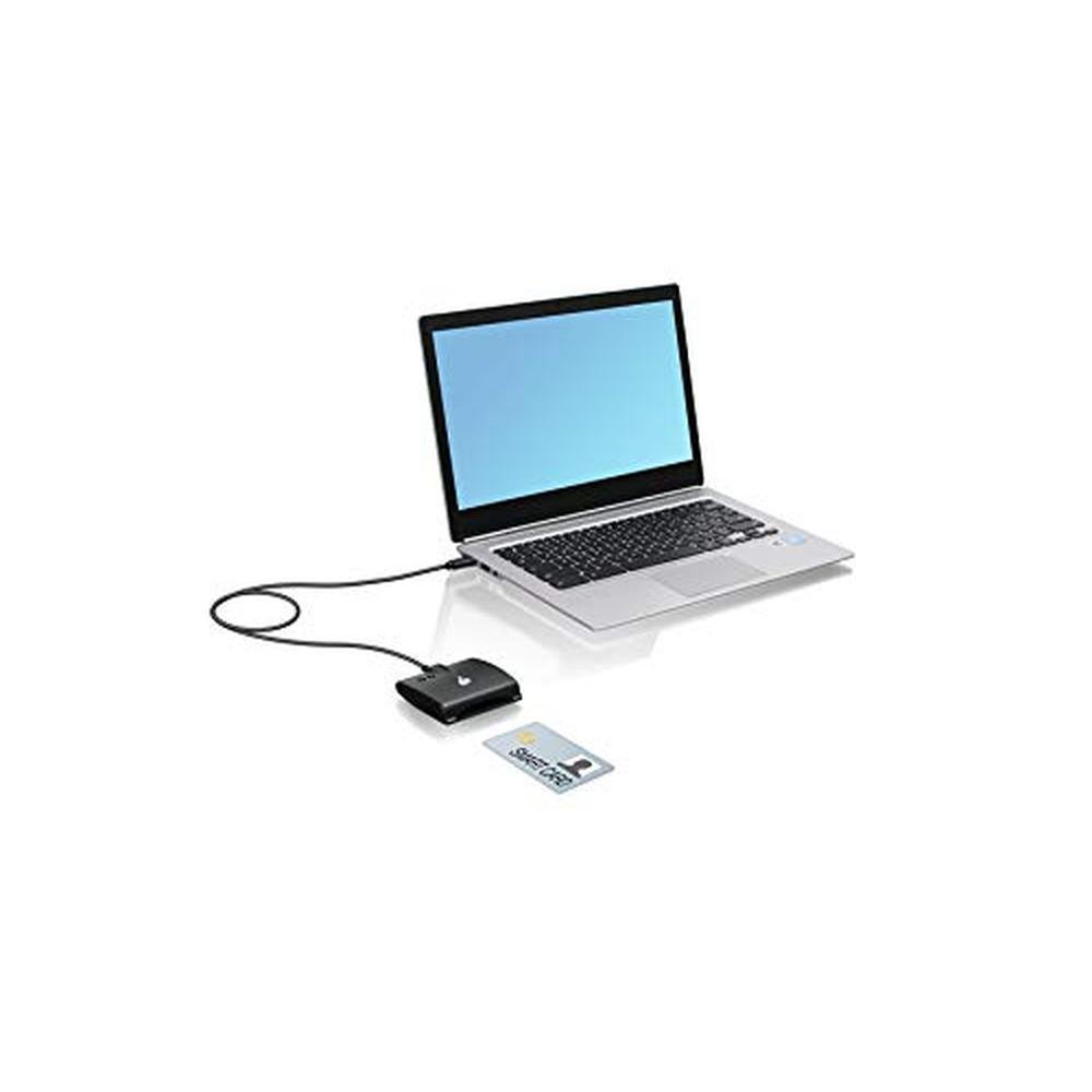 IOGear USB-C Common Access CAC Smart Card Reader – Close-up Detail