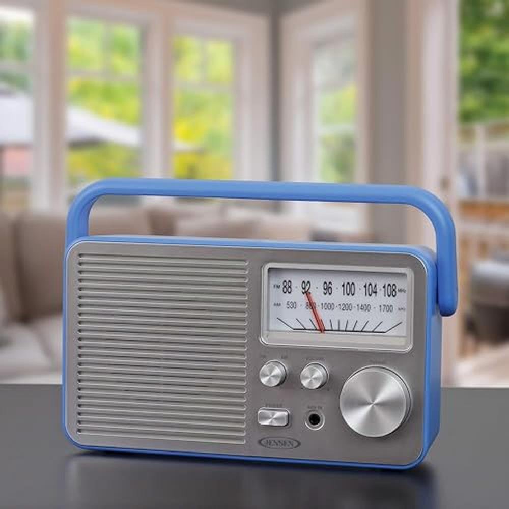 JENSEN MR-750-BL MR-750 Portable AM/FM Radio (Blue) – In Use