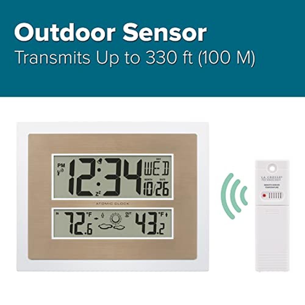 La Crosse Technology 512-14937-INT Atomic Digital Wall Clock – Close-up Detail
