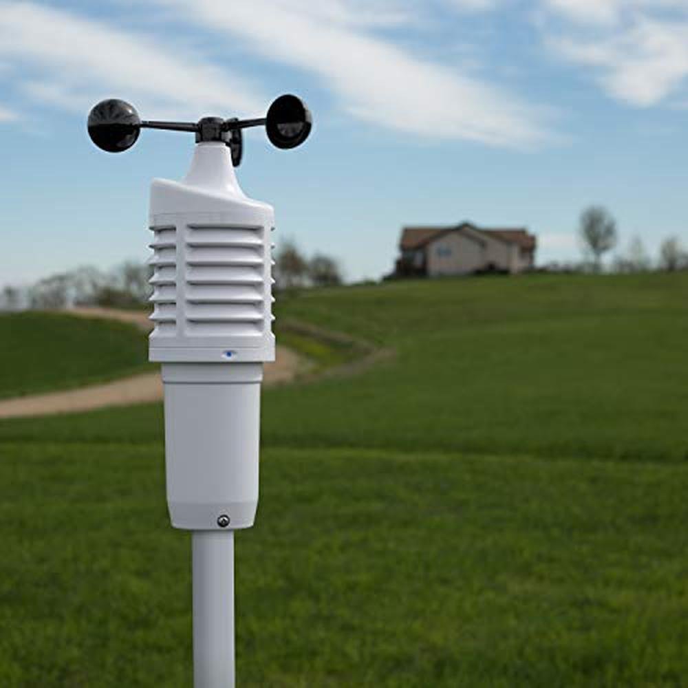 La Crosse Technology Wireless Wi-Fi Digital Weather and – Close-up Detail