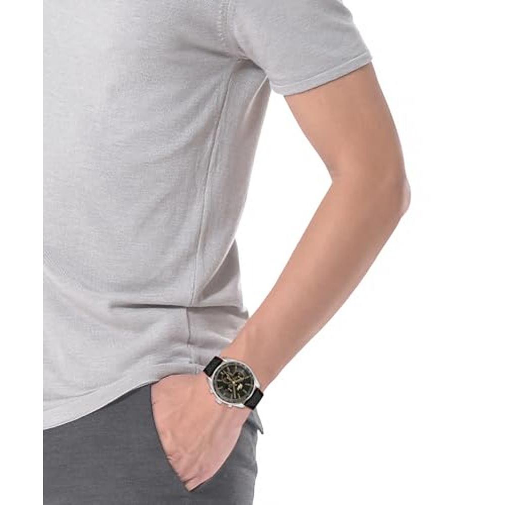 Lacoste Boston: Lacoste Men's Chronograph Watch – Side View