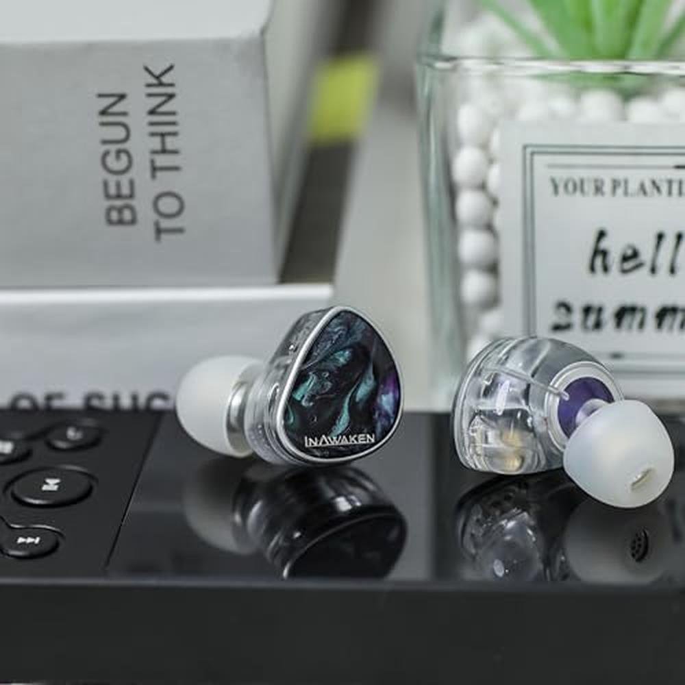 Linsoul INAWAKEN Dawn Ms in Ear Monitor – In Use