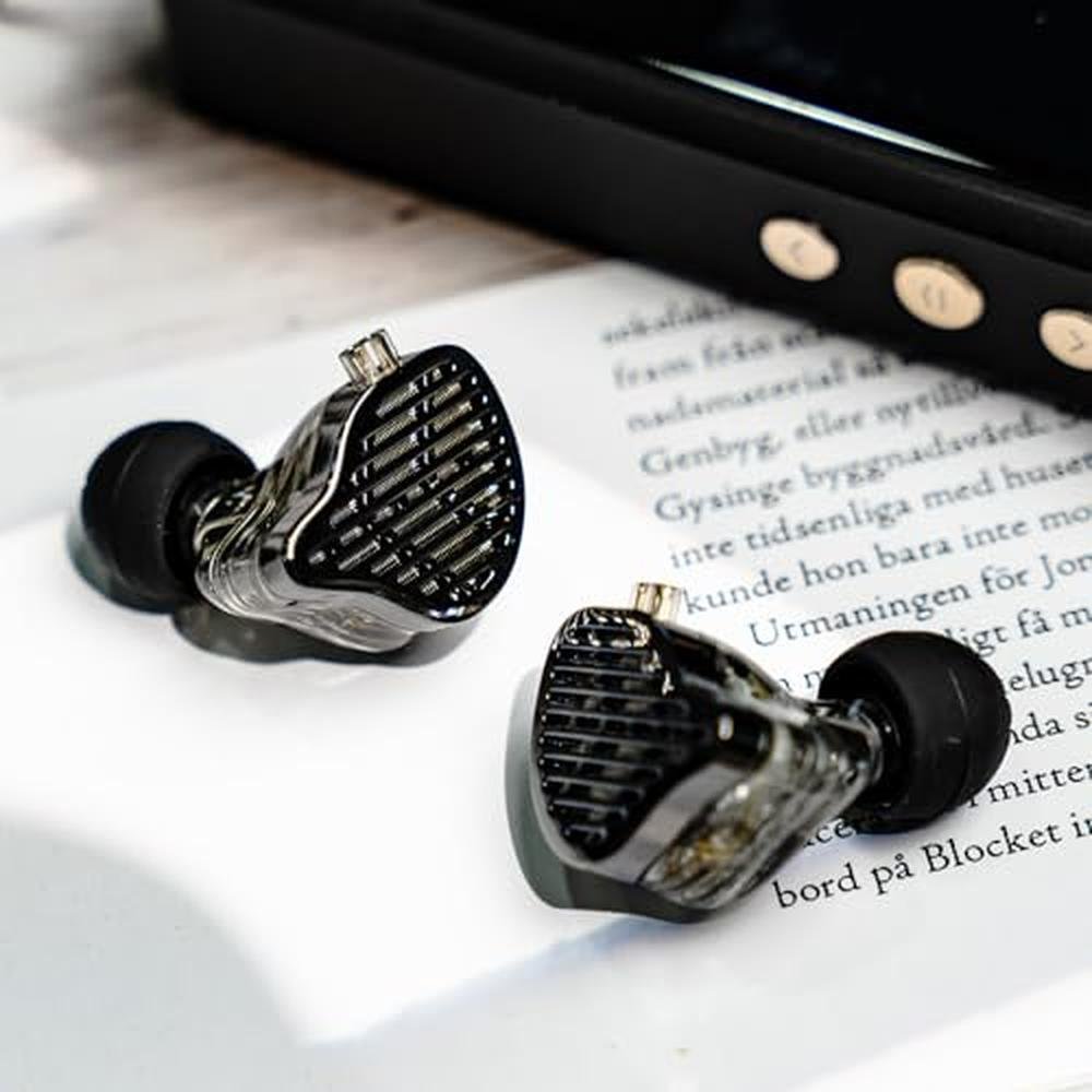 Linsoul KZ x HBB PR2 13.2mm Planar Driver in Ear Monitor – Packaging