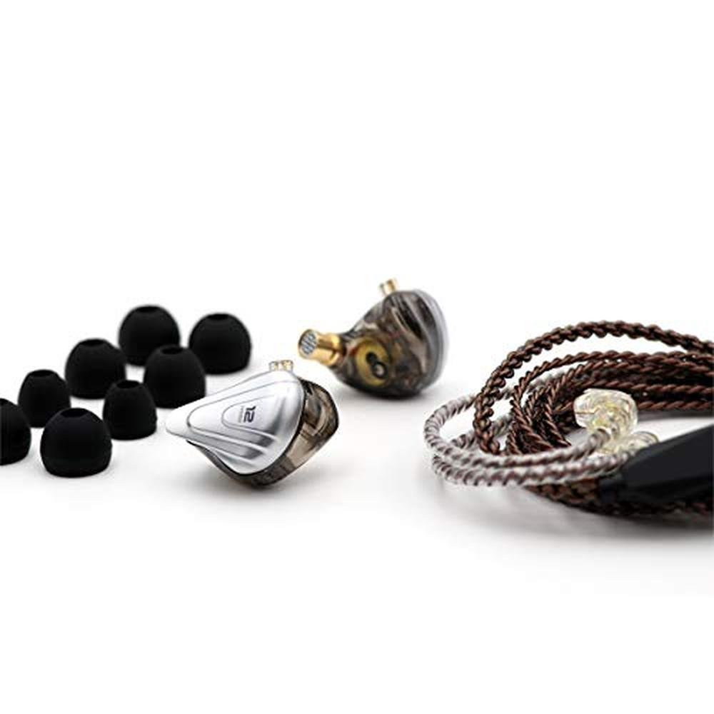 Linsoul KZ ZSX 5BA+1DD 6 Driver Hybrid in-Ear HiFi – Close-up Detail