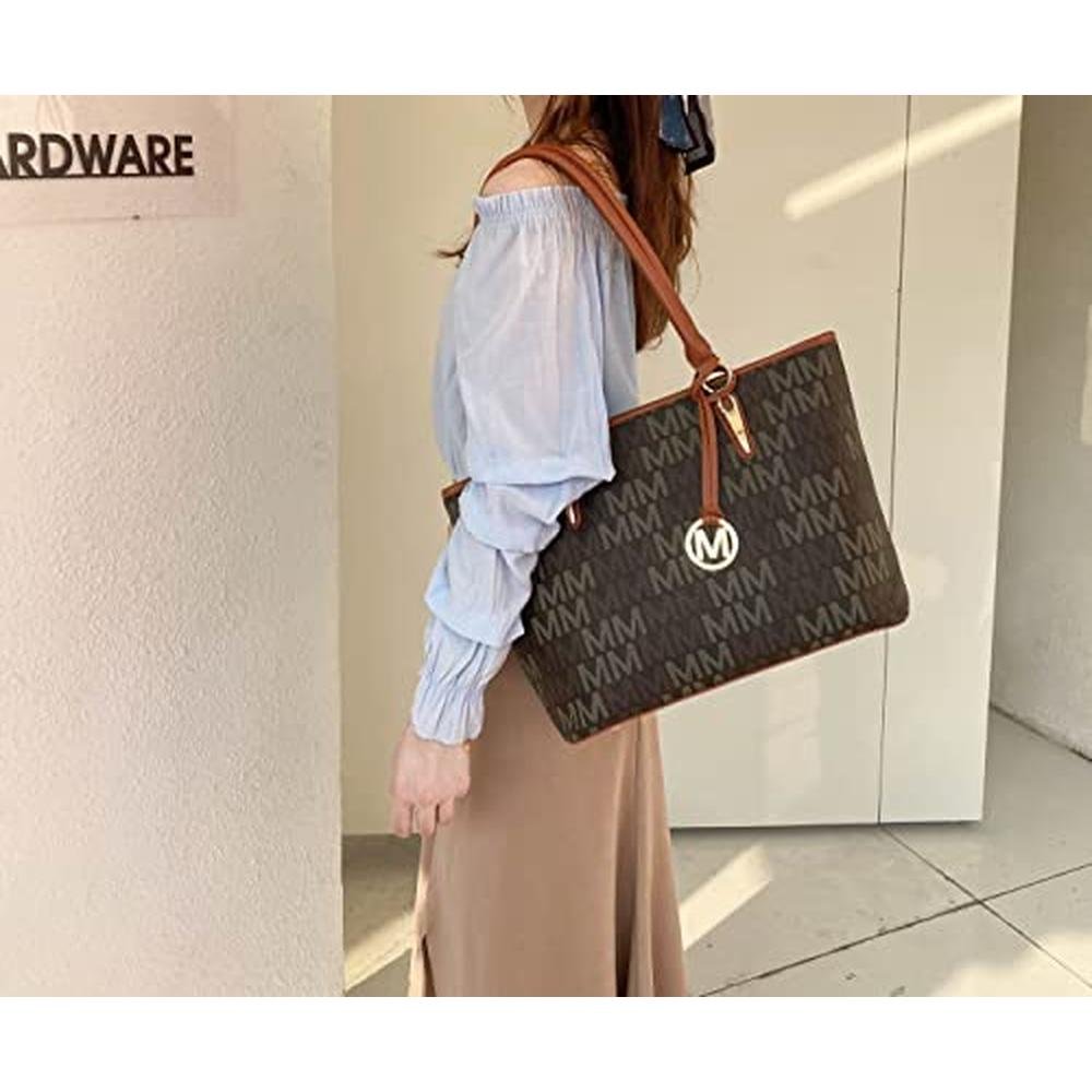 MKF Collection: Mia K Alexy Beige Tote Bag – Close-up Detail