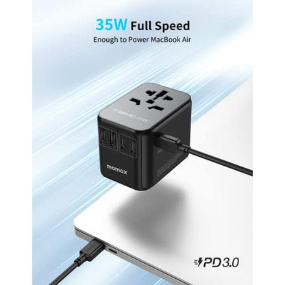 Adapter Travel: MOMAX Universal Travel Adapter 35W Fast – In Use