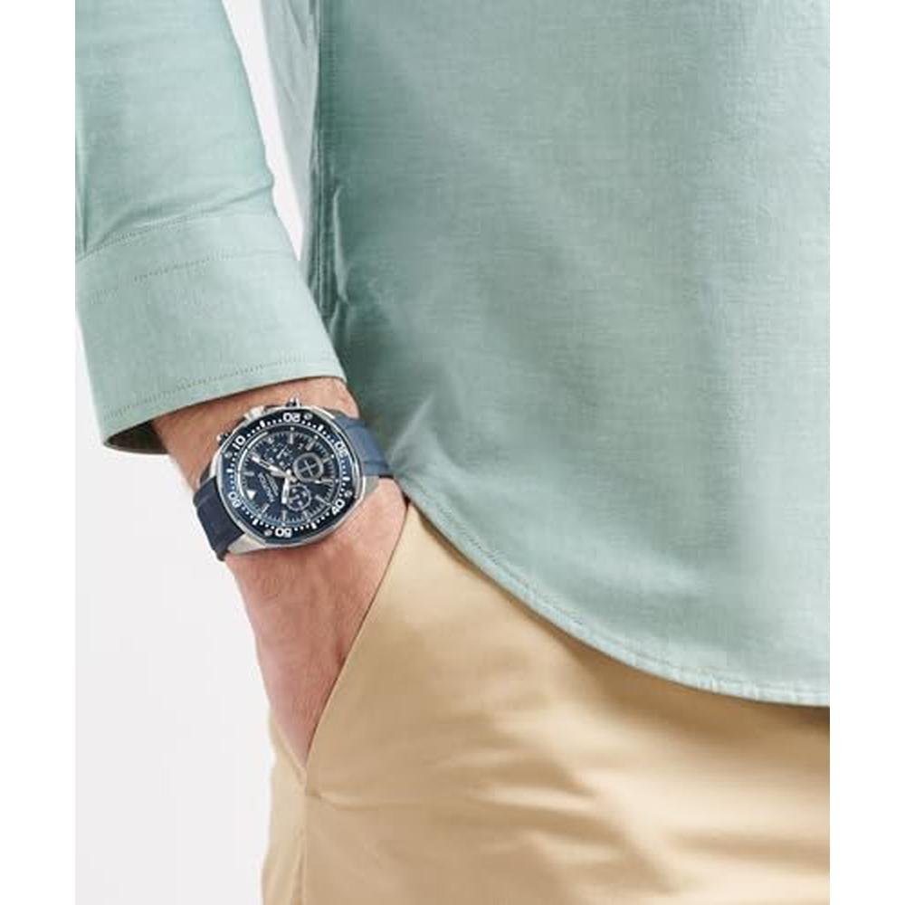 Nautica NCT: Blue Sail Silicone Strap Watch – In Use