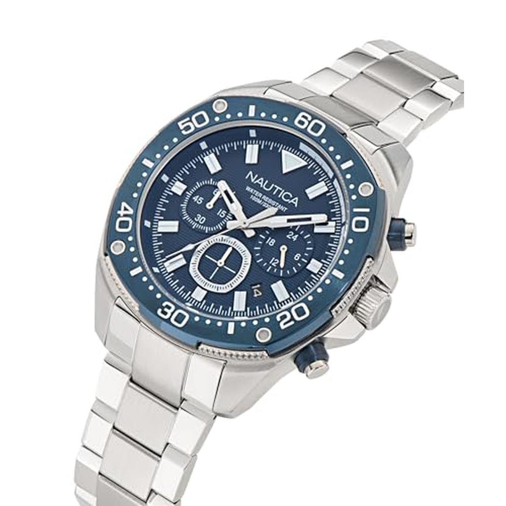 Nautica NCT Blue Sail: Stainless Steel Bracelet Watch – Close-up Detail