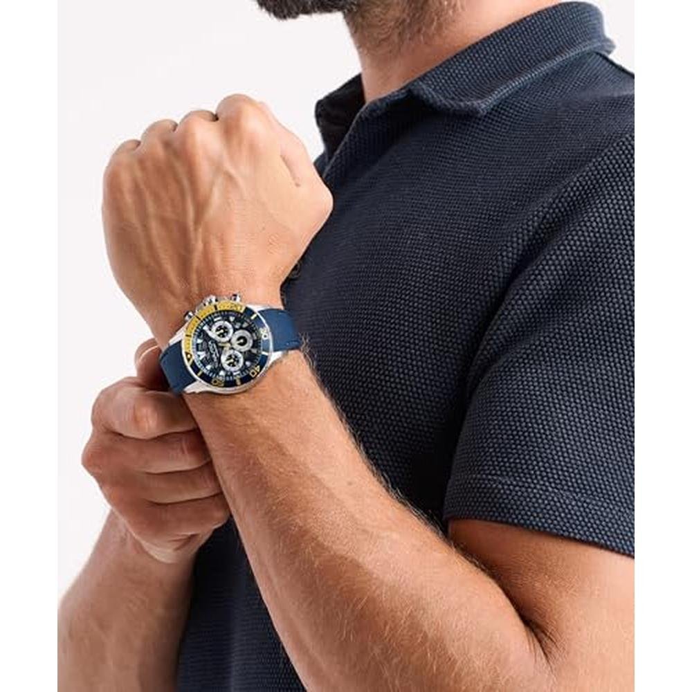 Nautica NST: Luxury Silicone Watch – In Use