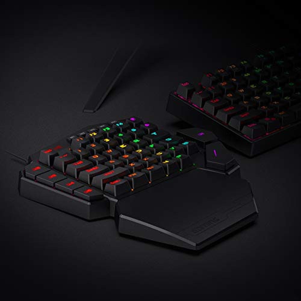 Gaming Keys: Redragon K585 Diti Wired One-Handed RGB – Packaging