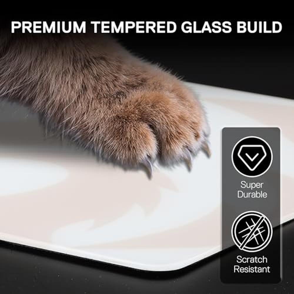 Redragon PG1M: Redragon PG1M Glass Mouse Pad Ultra-Smooth – Close-up Detail