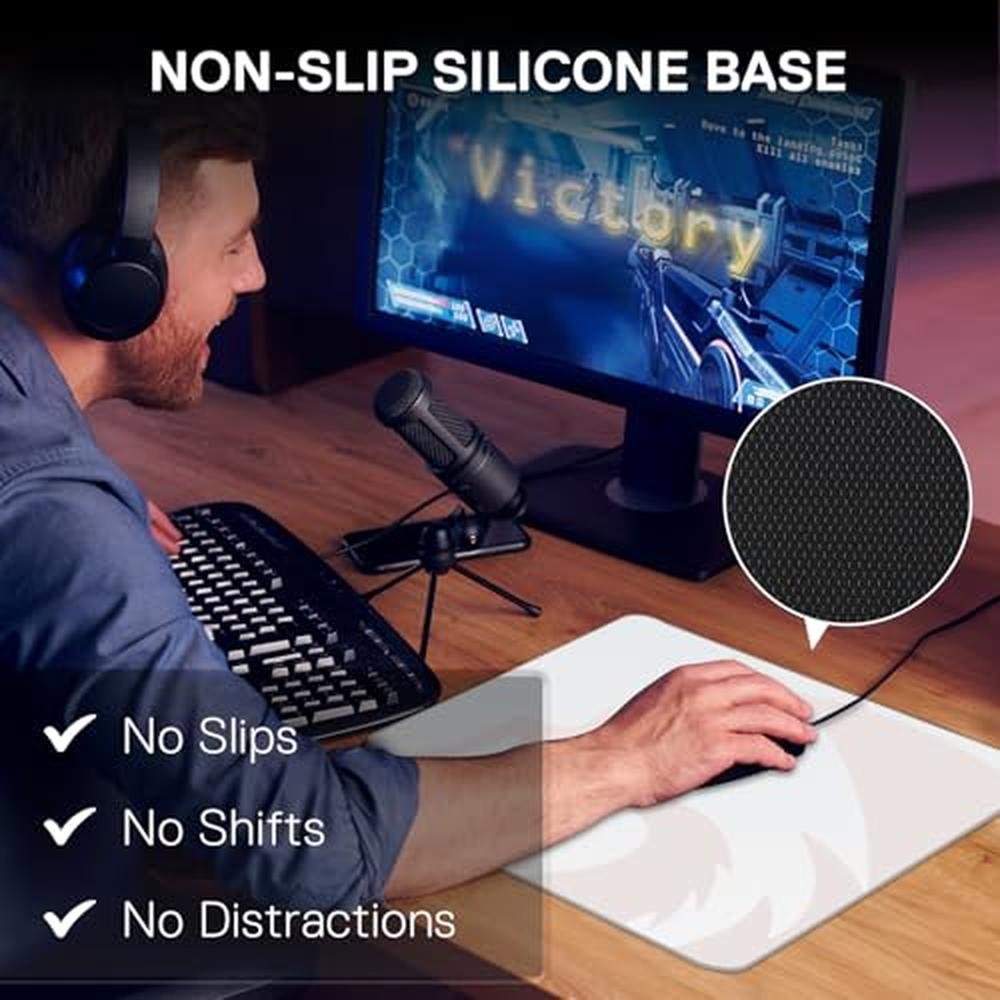Redragon PG1M: Redragon PG1M Glass Mouse Pad Ultra-Smooth – In Use
