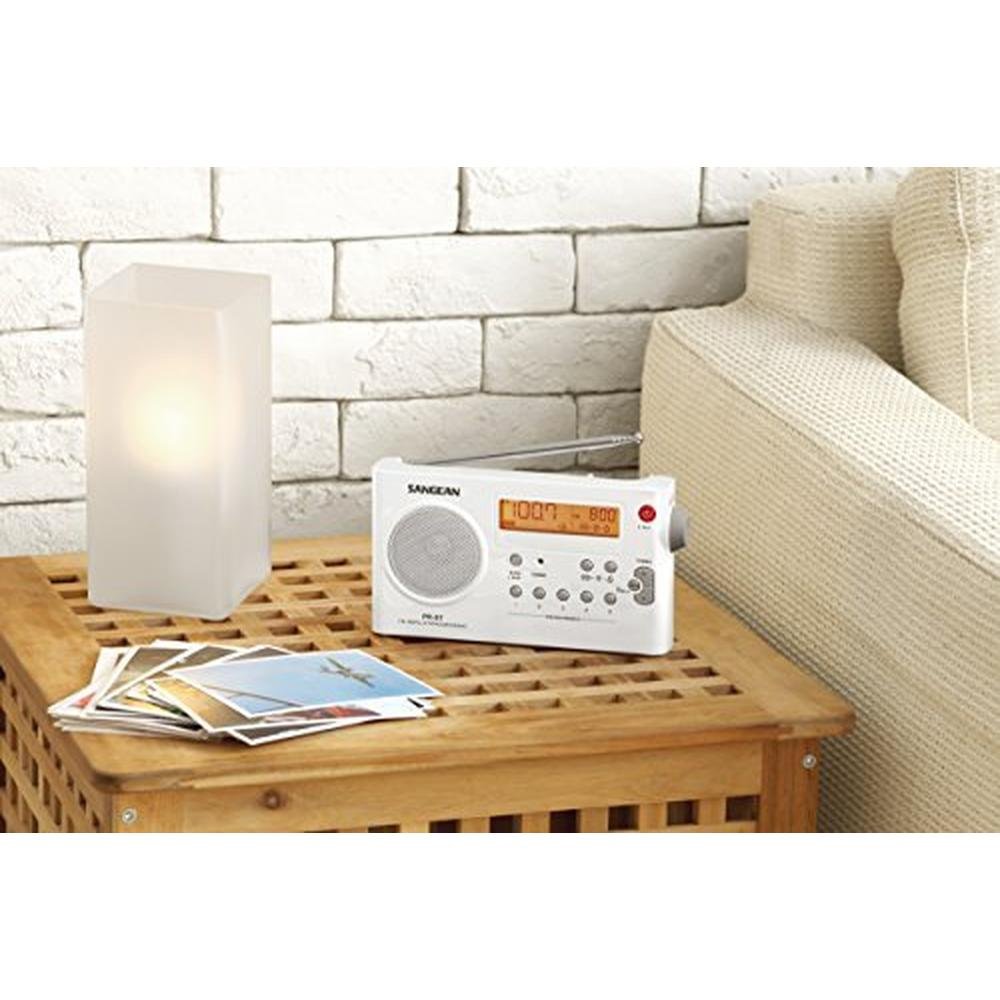 Sangean Digital: Sangean PR-D7 AM FM Digital Rechargeable – Packaging