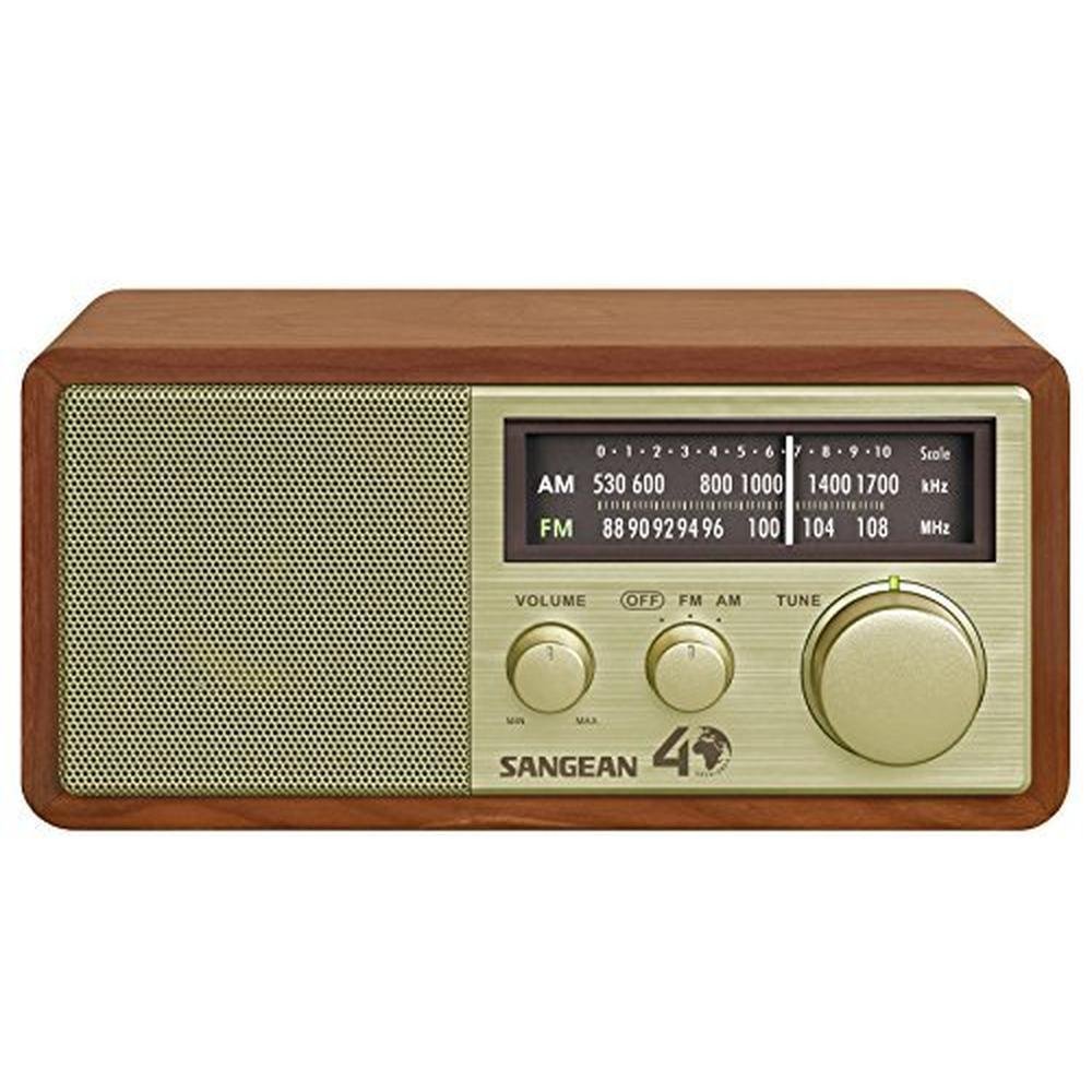 Sangean 11SE: Sangean WR 11SE AM FM Table Top Radio 40th – In Use