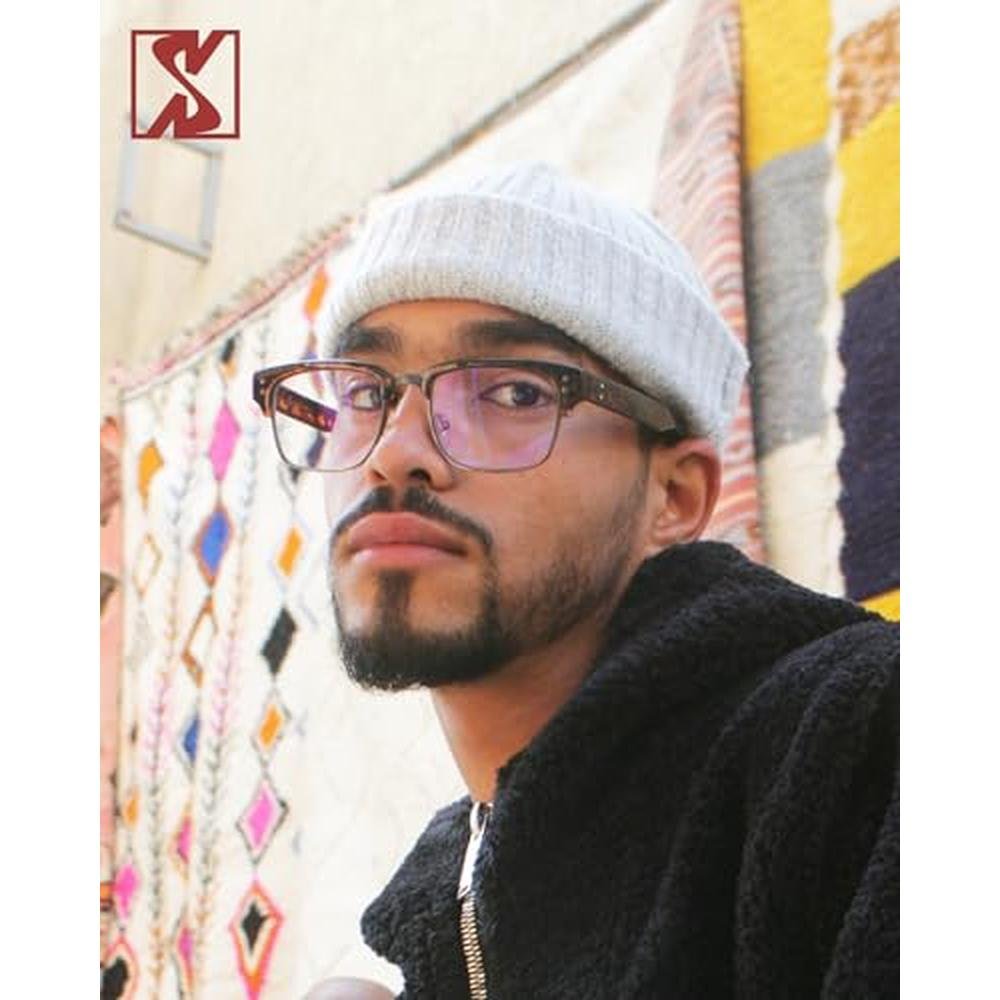 Black Sheen: SHEEN KELLY Retro Square Semi-Rimless – Close-up Detail