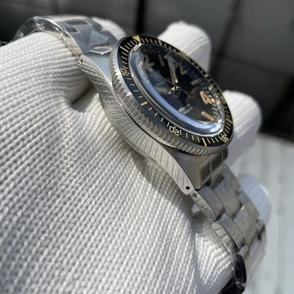 Steeldive SD1962V: Steeldive SD1962V Black Ceramic Bezel – Close-up Detail