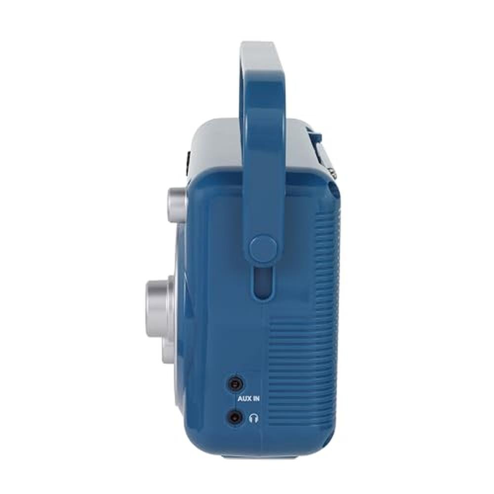 Studebaker SB2002BL Portable AM/FM Radio – Close-up Detail