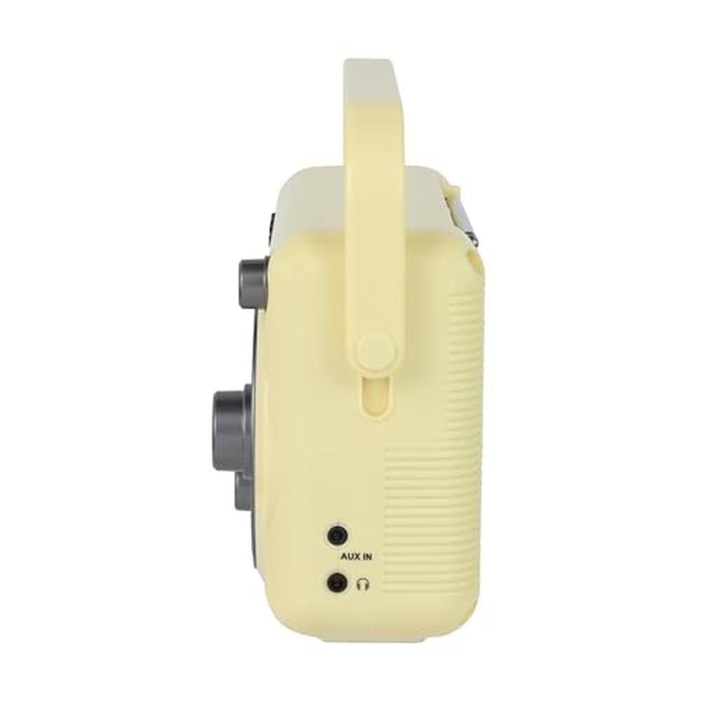 Studebaker SB2002YL Portable AM/FM Radio with Headphone – Close-up Detail