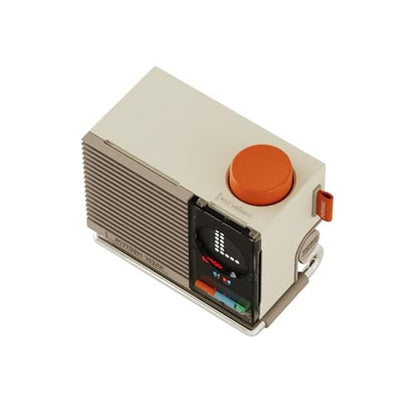 Syitren N200 Bluetooth Speaker – Close-up Detail
