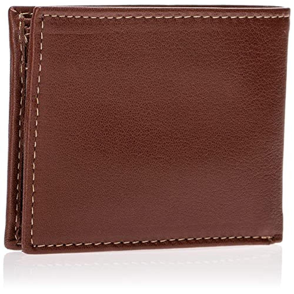 Timberland Men: Hybrid Cognac Hundson Bifold Wallet – Close-up Detail