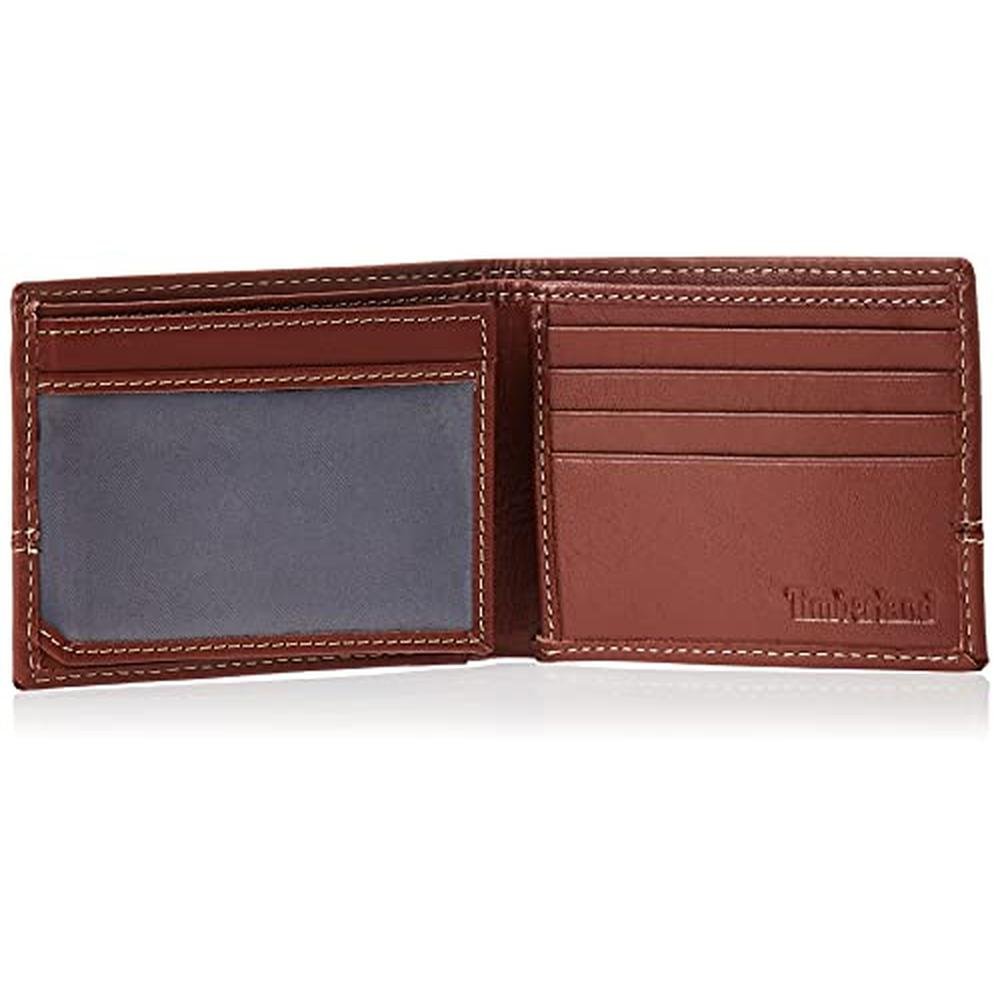 Timberland Men: Premium Leather Passcase Bifold Wallet – Packaging