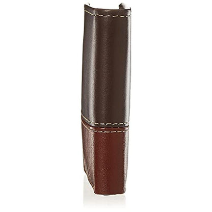 Timberland Men: Premium Leather Passcase Bifold Wallet – In Use