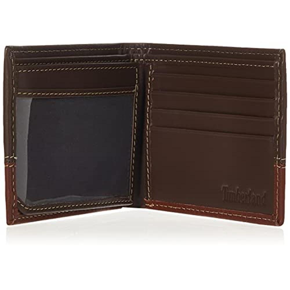 Timberland Men: Premium Leather Passcase Bifold Wallet – Packaging
