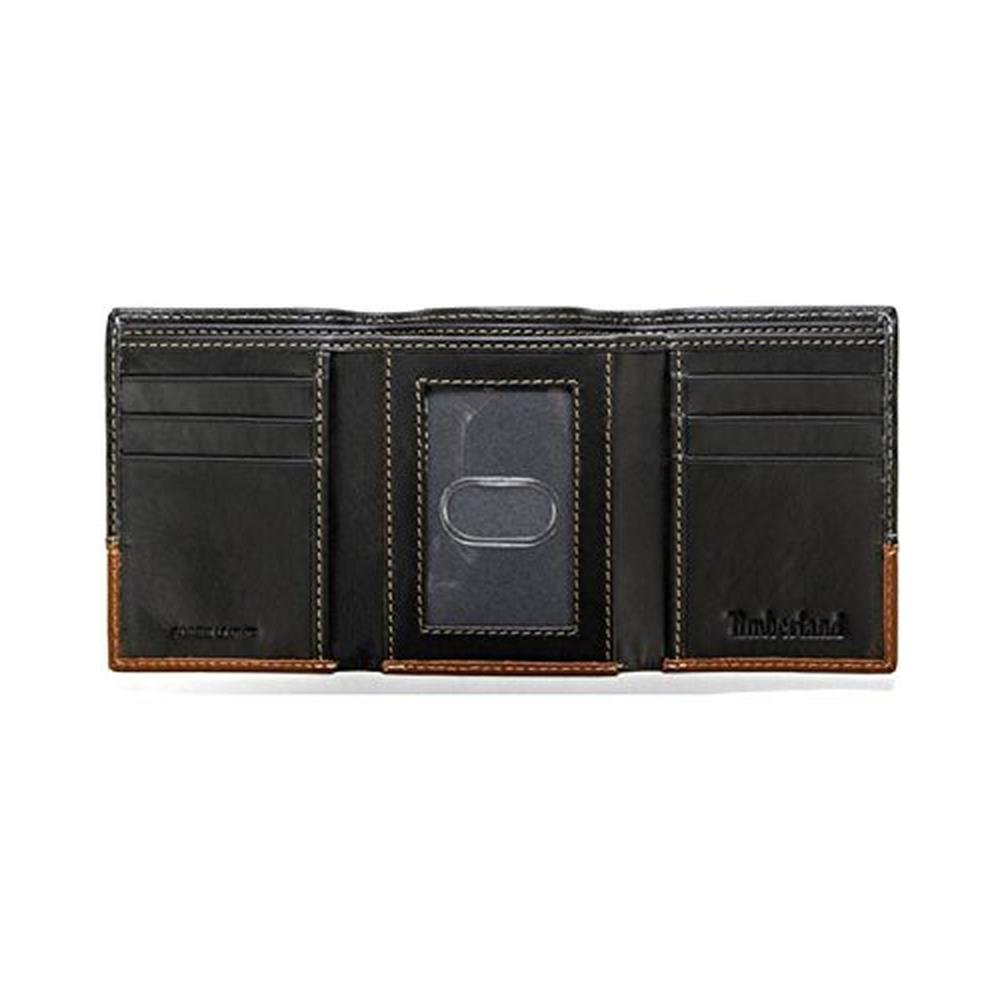 Timberland Men's Leather Trifold Wallet With Id Window – Close-up Detail