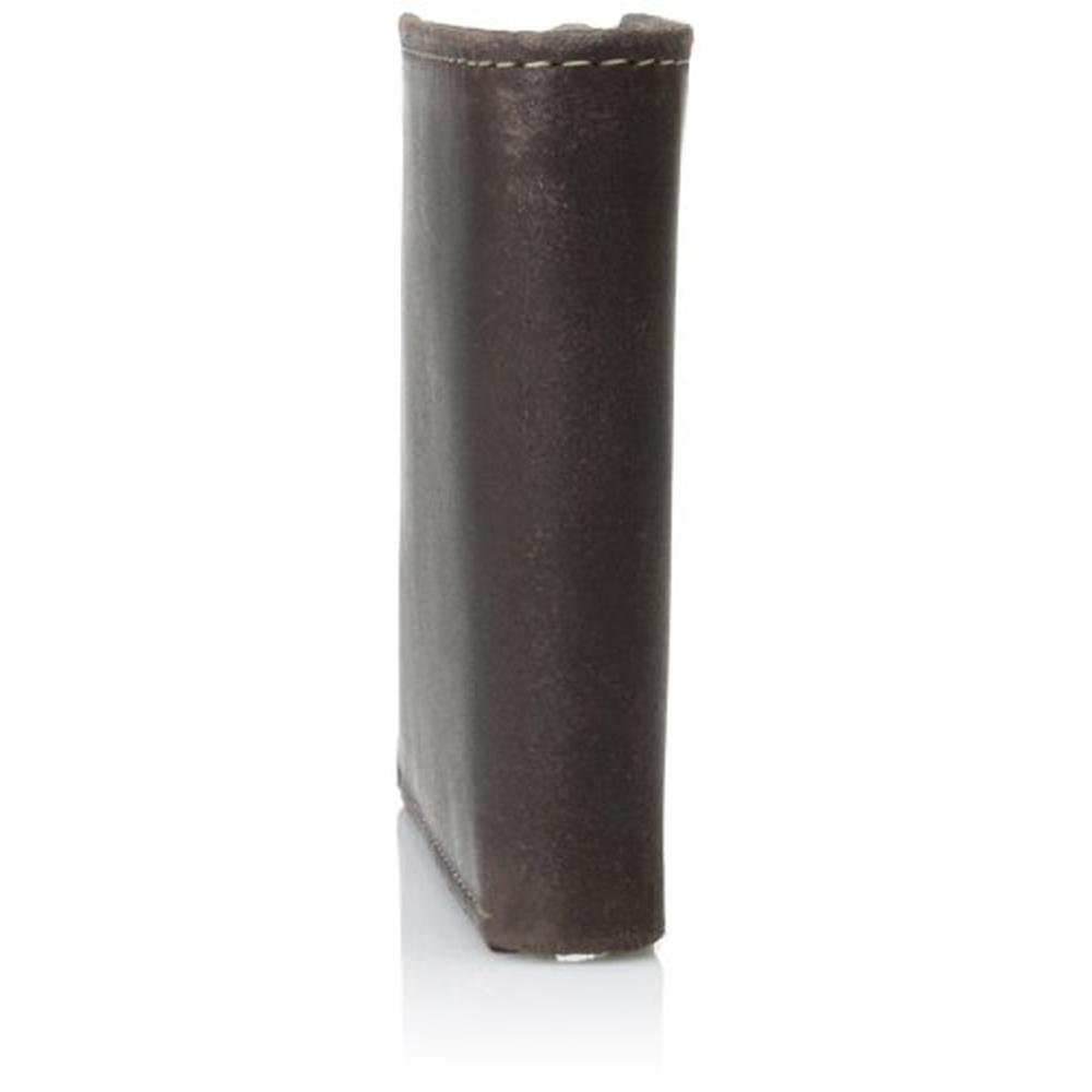 Timberland Men: Leather Wallet with Attached Flip Pocket – Close-up Detail
