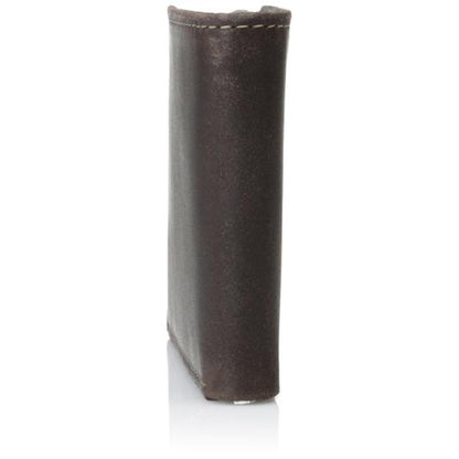 Timberland Men: Leather Wallet with Attached Flip Pocket – Close-up Detail