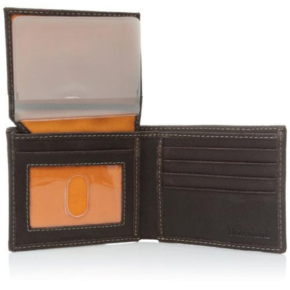 Timberland Men: Leather Wallet with Attached Flip Pocket – In Use