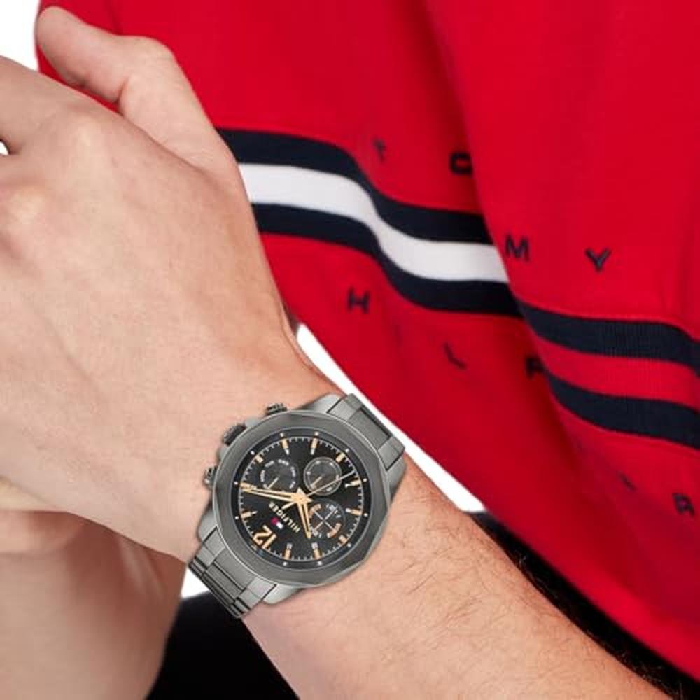 Tommy Hilfiger: Men's Multifunction Stainless Steel Case – Side View
