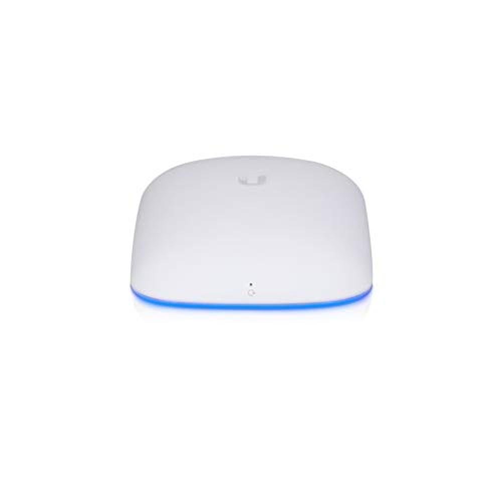 UniFi Wall PlugAC Wave2 Extndr – Close-up Detail