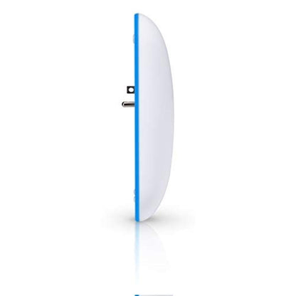 UniFi Wall PlugAC Wave2 Extndr – In Use