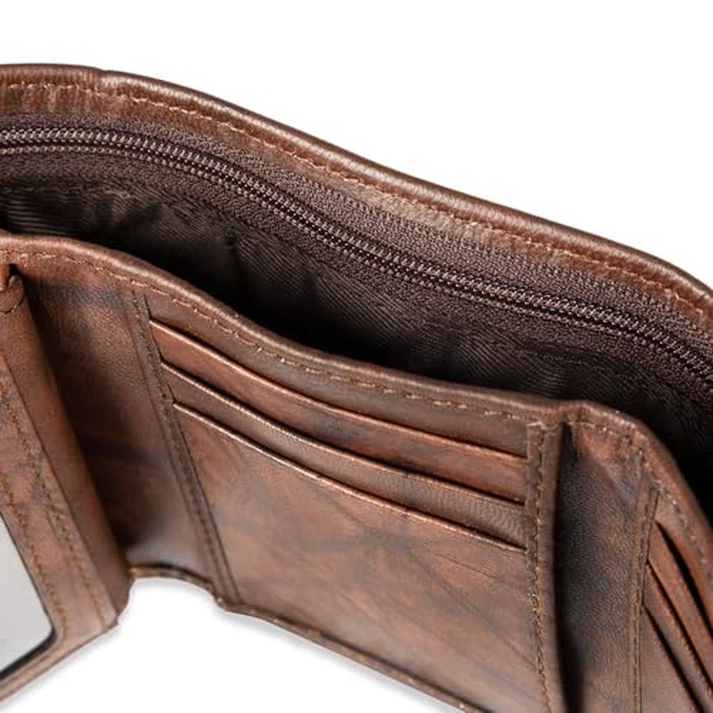 Dockers Men's Extra Capacity Slim Profile Trifold Wallet – Close-up Detail